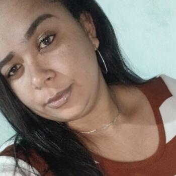 Babysitter in Puxinanã: Izabele