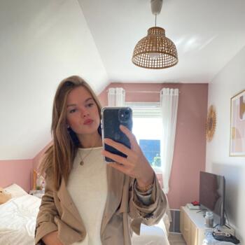 Baby-sitter Tourville-sur-Odon: Lou-Annd