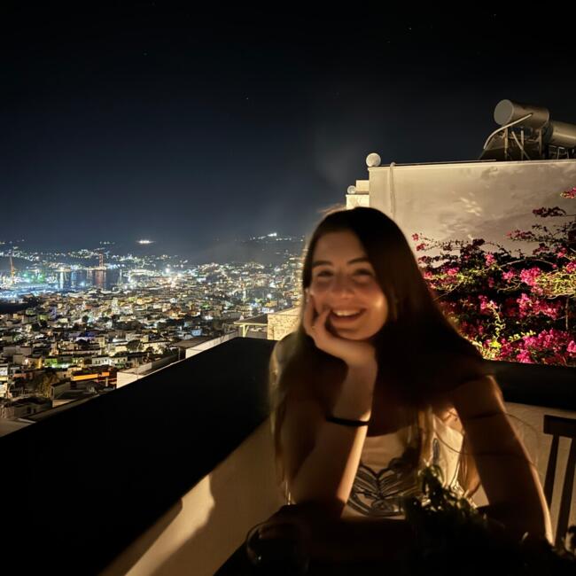 Babysitter στην περιοχή Ζωγράφος: Raphaela