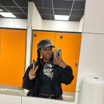 Babysitter in Saint-Gilles: Cassandra