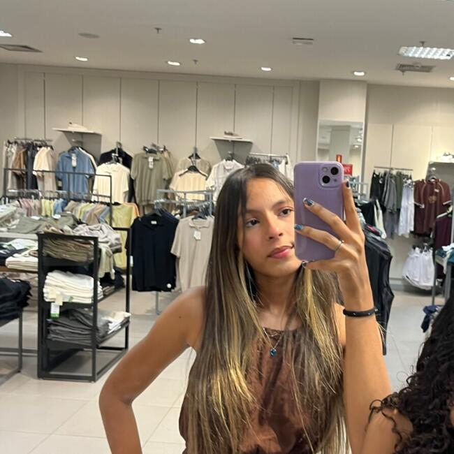 Babysitter in Palmas: Debora