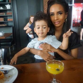 Babysitting job in Toronto: babysitting job Mellisa