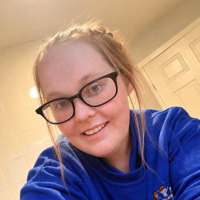 Babysitter in Cheltenham: Amy-Kate