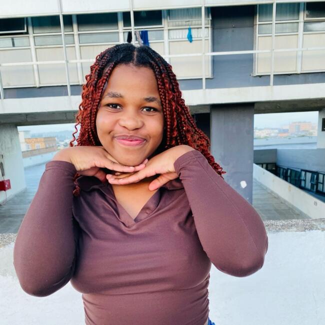 Babysitter in East London: Asive