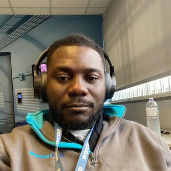 Babysitting job in Lisbon: babysitting job Simão Paz