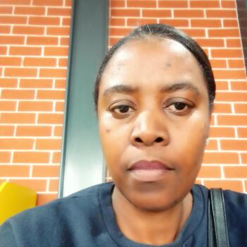 Babysitter in Roodepoort: Tebogo