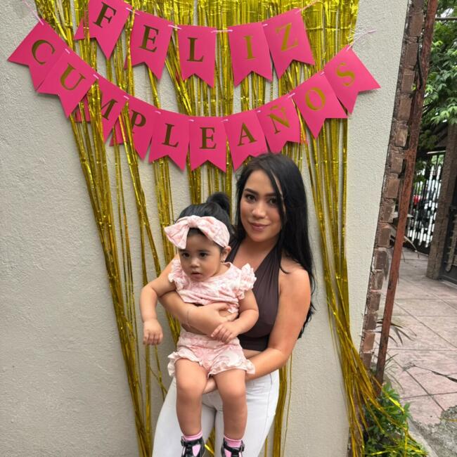 Babysitter in Werkendam: Mireya