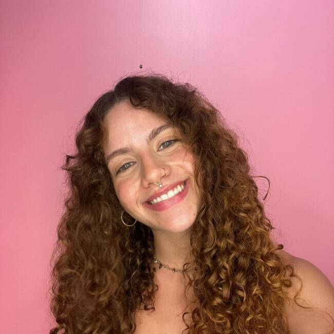 Babysitter in Natal: Julia