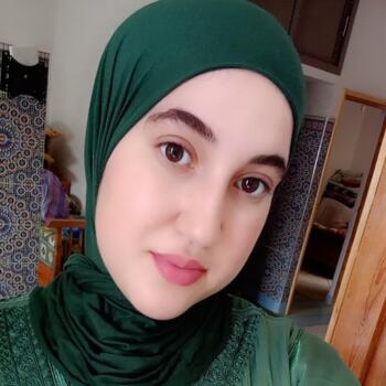 Babysitter in Fes: Hajar