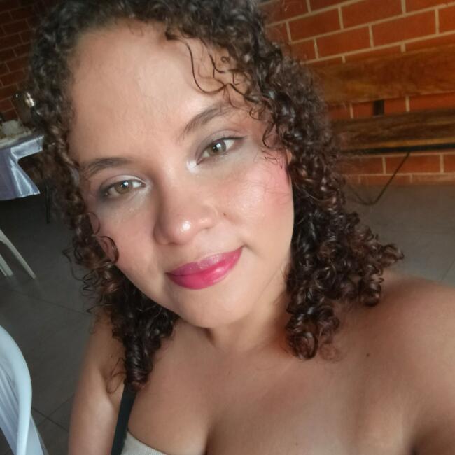 Babysitter in Soledad: Angélica María