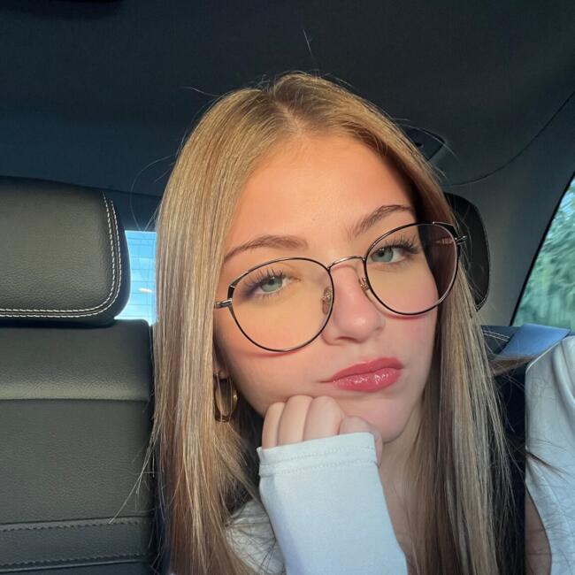 Nanny in Riells del Fai: Mònica