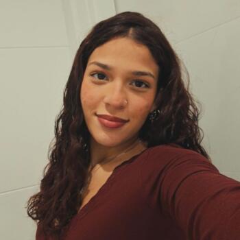 Babysitter in Cascais: Maria Clara