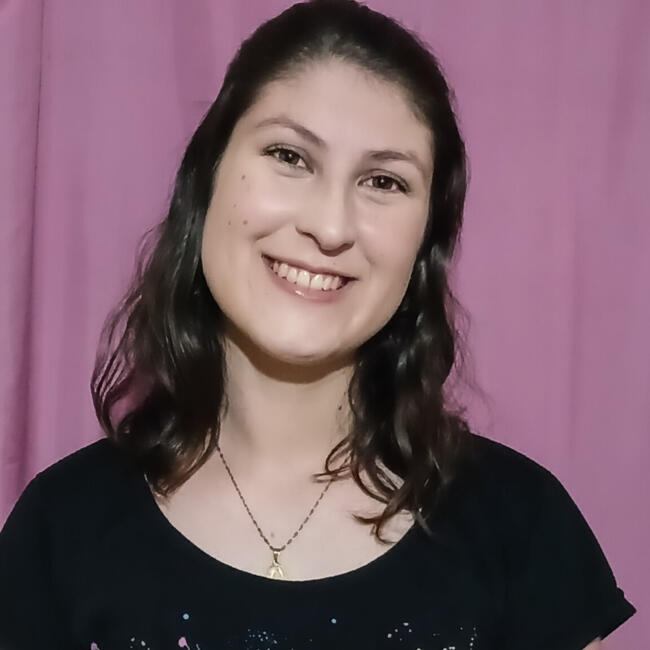 Babysitter in Paraná: Maria