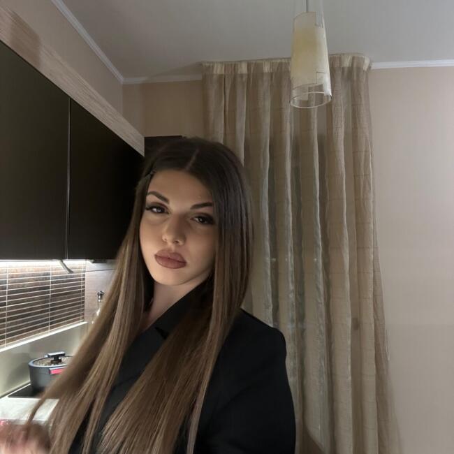 Babysitter a Ginosa: Mary