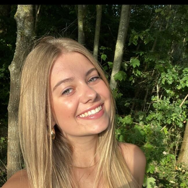 Babysitter in Lieferinge: Karolina