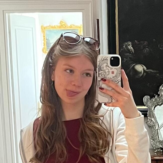 Babysitter in Botticino: Esther