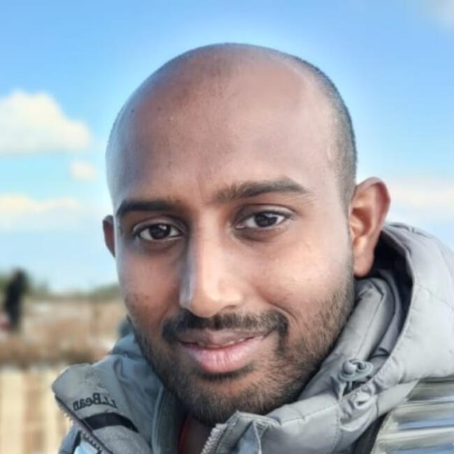 Trabajo para niñera en Hyderabad: Abhisek