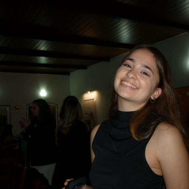 Babysitter em Évora: Paula