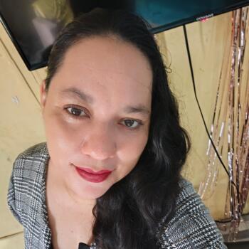 Babysitter in Samborondón: Paola