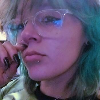 Babysitter in Springfield: Jess