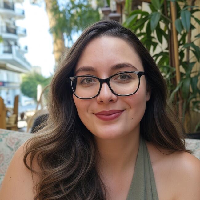 Babysitter in Thessaloniki: Όλγα