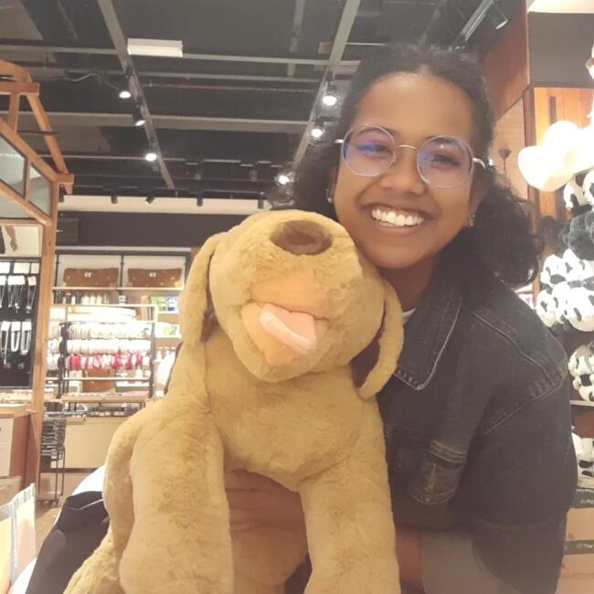 Pengasuh di Petaling Jaya: Nuez Kali