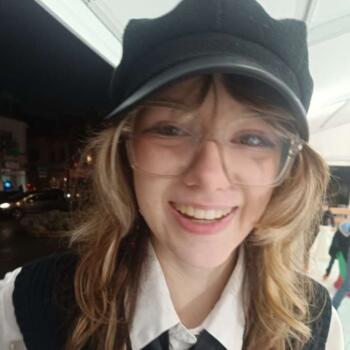 Babysitter in Montigny-en-Gohelle: Cailin