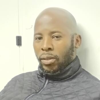 Babysitting job in Soshanguve: babysitting job Jabu