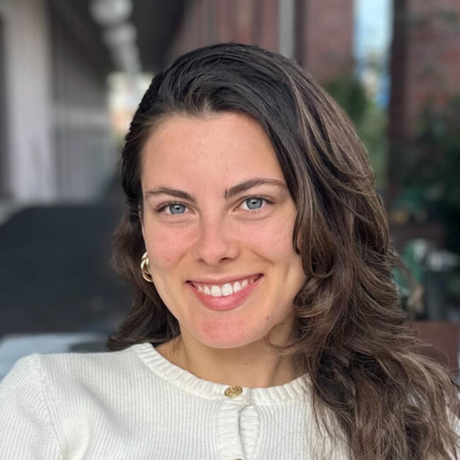 Babysitter in Regensdorf: Gloria