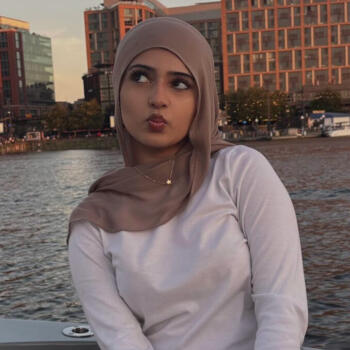 Babysitter in Woodbridge (Virginia): Aleezah