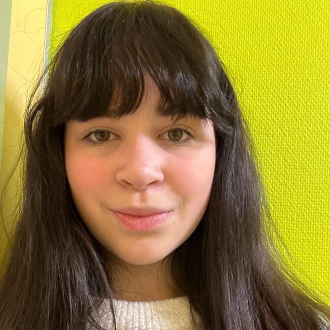 Babysitter in Vrå: Mia