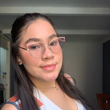 Niñera en Medellín: Valeria paternina Chávez