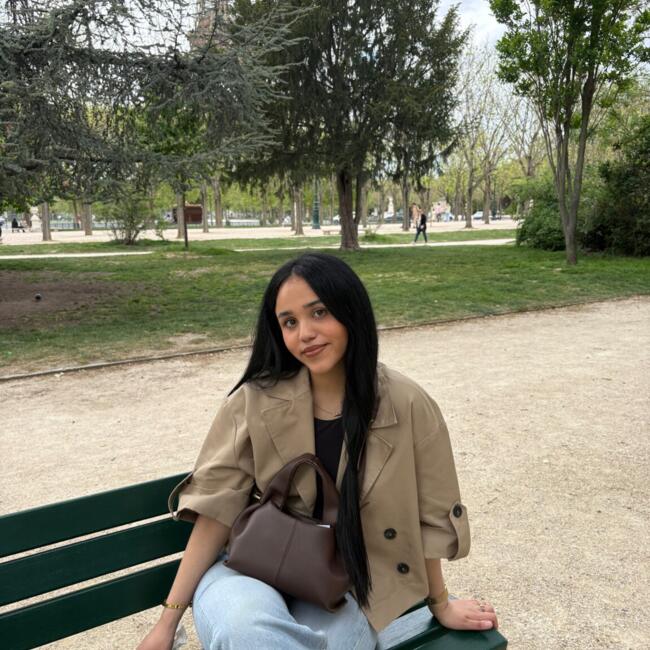 Babysitter in Paris: Andrea