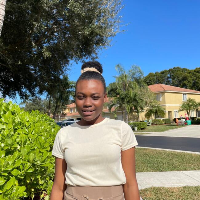 Nanny in Boynton Beach: Naphtalie