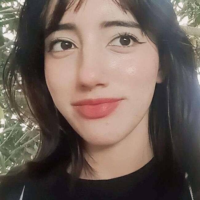 Babysitter in Manta: Friné