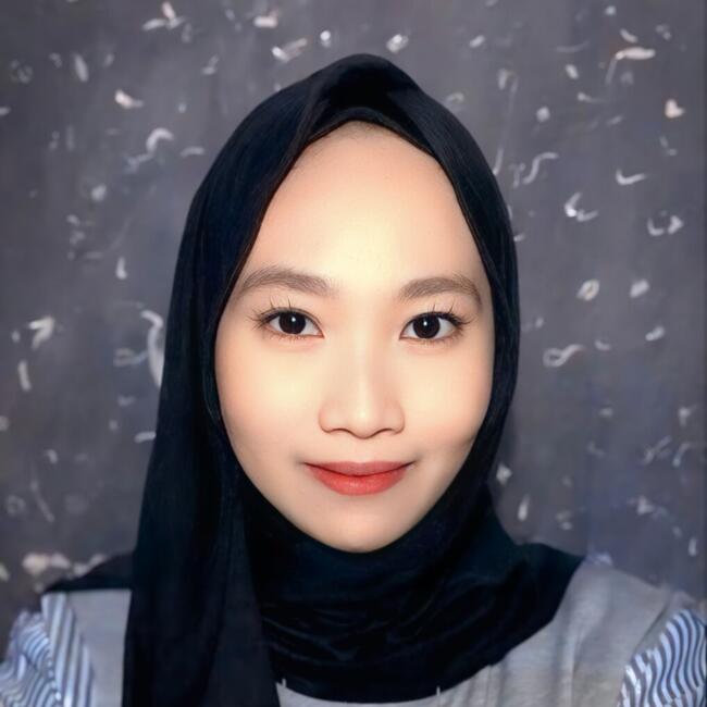 Nanny in Jakarta: Dini