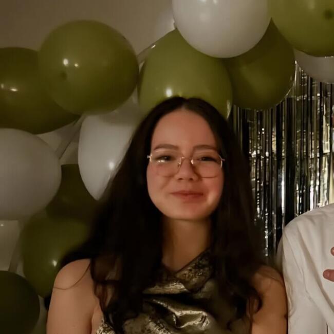 Babysitter in Ambérieux-en-Dombes: Léane