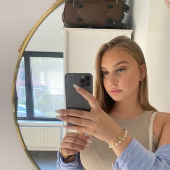 Babysitter in Boortmeerbeek: Celya