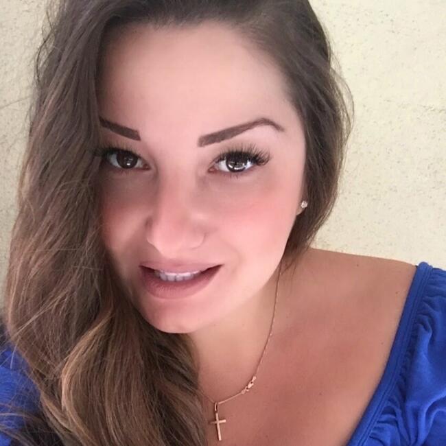 Babysitting job in Petroúpolis: Αννα