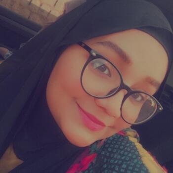 مربية أطفال في Temara: Leila