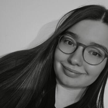 Babysitter in Valence: Elodie