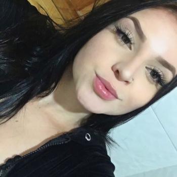 Babysitter in Sorocaba: Jeniffer
