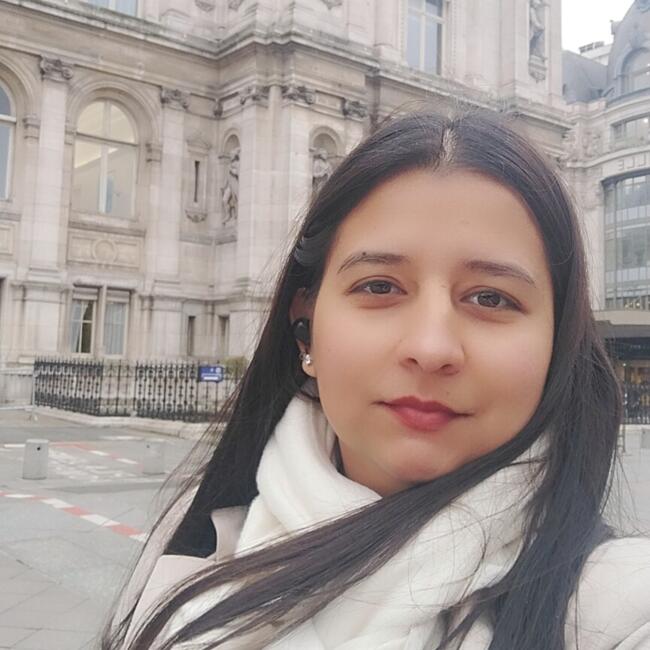 Babysitter in Aubervilliers: Kelly tatiana