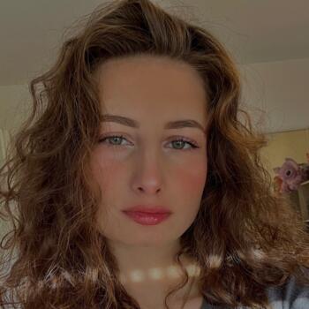 Baby-sitter Tours: Fanny