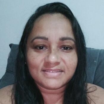 Babá em Cotia: LuciaLucia