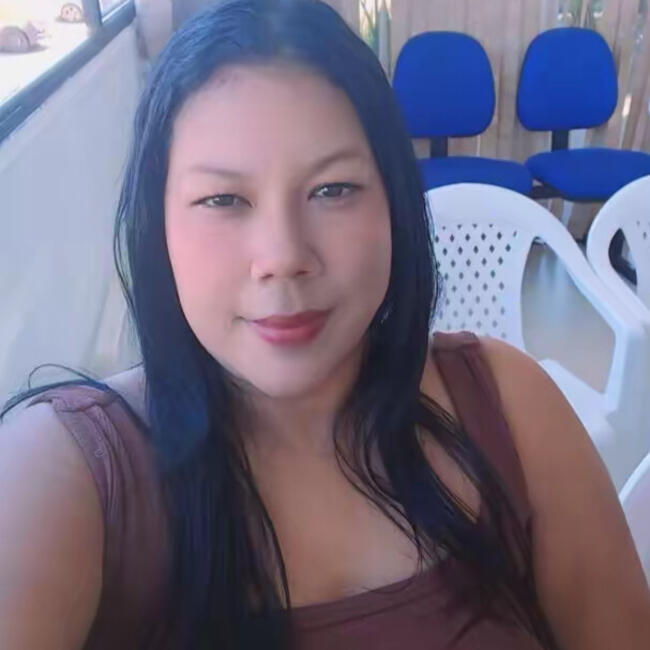 Babysitter in Bento Gonçalves: Minerba Alejandra