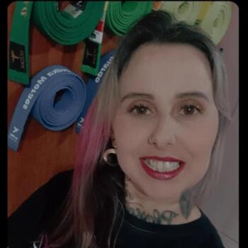 Babá São José (São José): Adriana