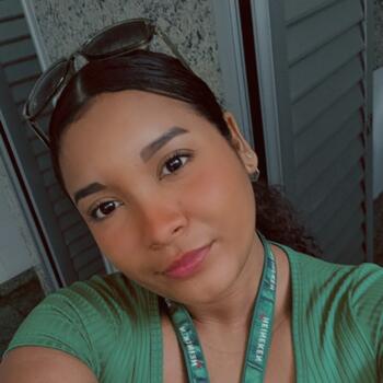 Babysitter Marituba: Paula