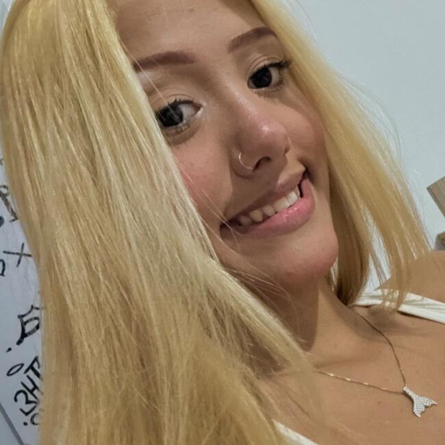 Babá em Paulista: Anne Heloiza