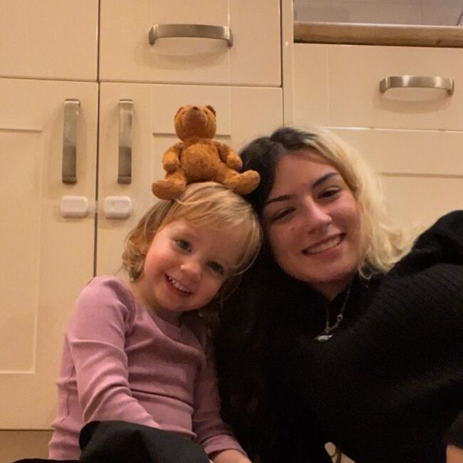 Babysitter in London: Virginia